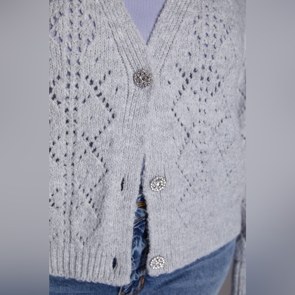 Anthropologie Gray Off-the-Shoulder Sweater with Intricate Knit Design - Picture 5 of 15